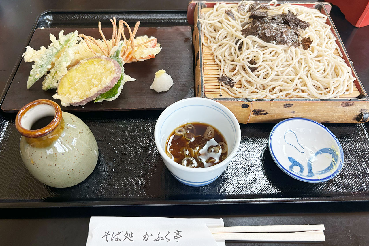 お堀のそばの／天ざる／かふく亭